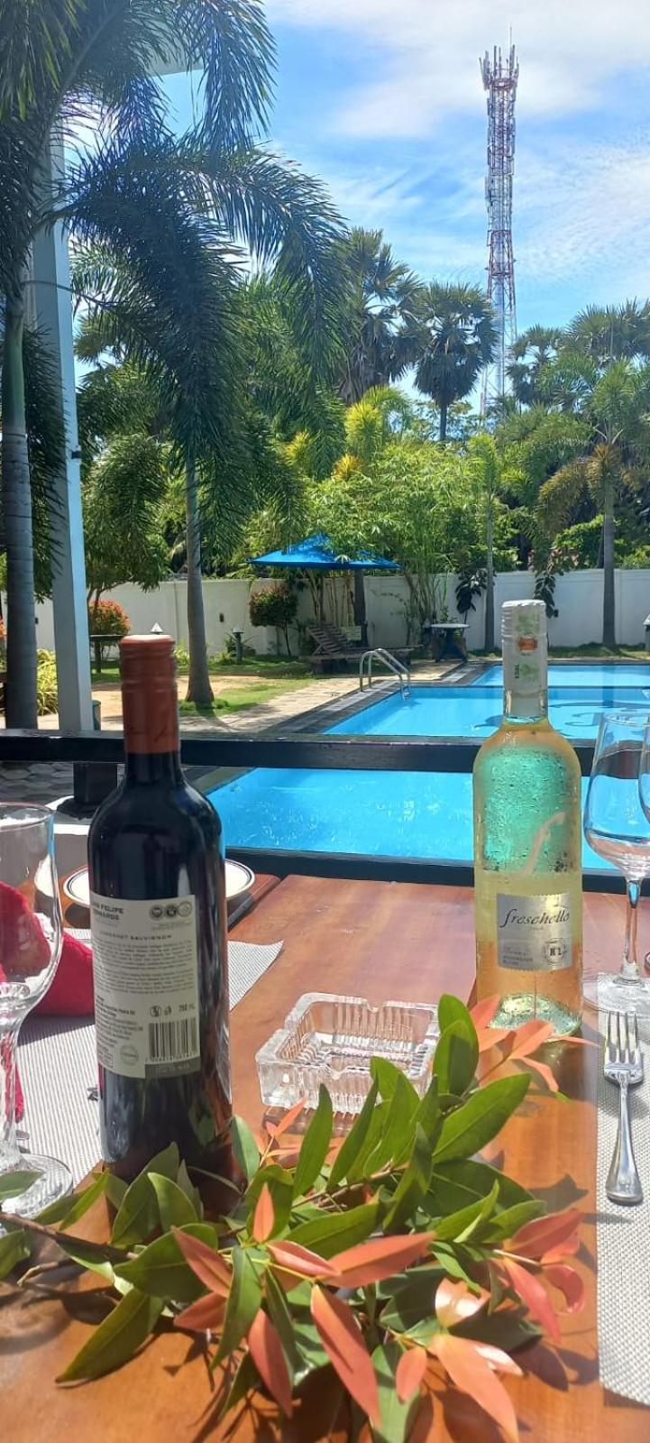 J7 Villaj Resort Trikunamalaja Zewnętrze zdjęcie