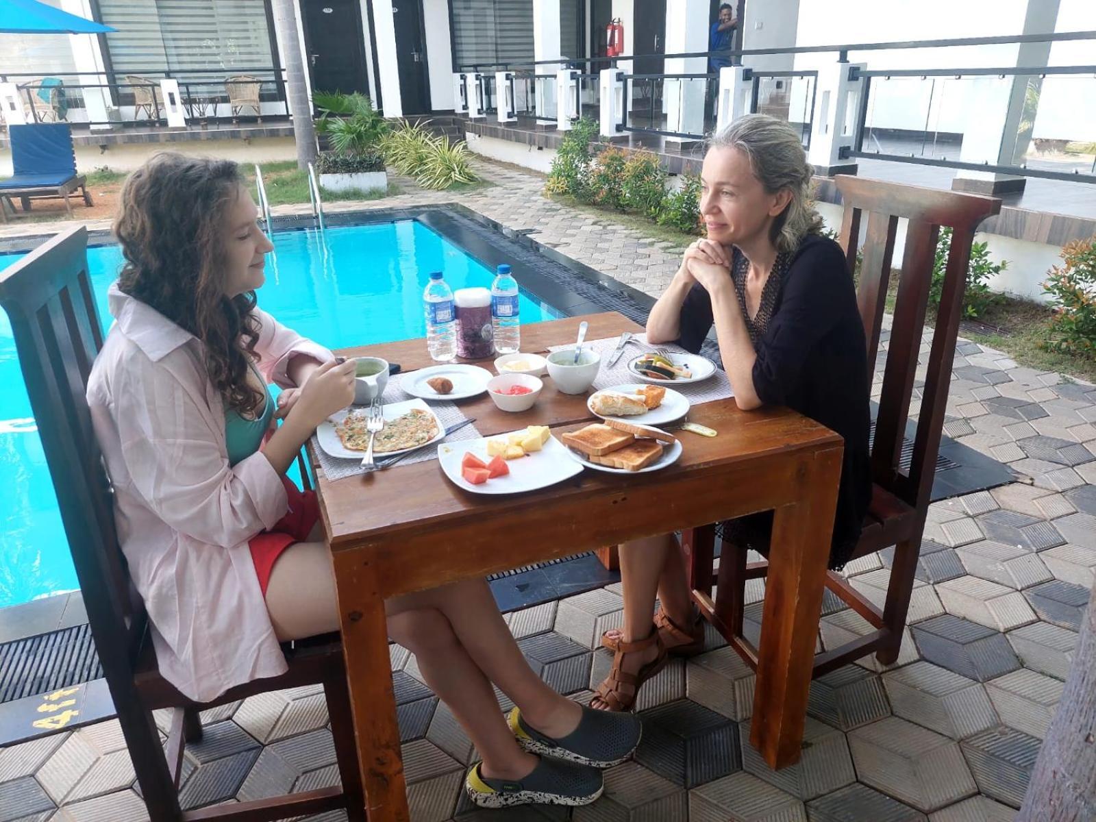 J7 Villaj Resort Trikunamalaja Zewnętrze zdjęcie